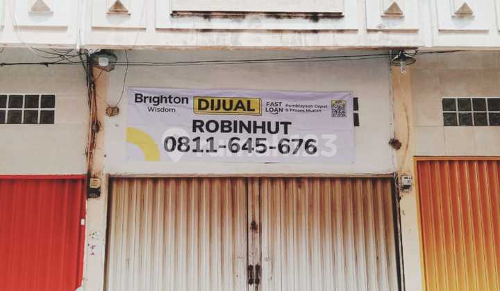translate to en

"Shophouse 3.5 Floors, Mega Mas Complex, Medan"