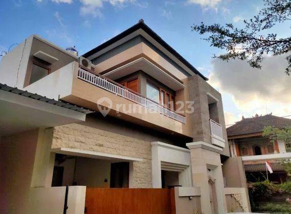 Rumah 2 Lantai Minimalis Modern Di Kesiman Kertalangu 1