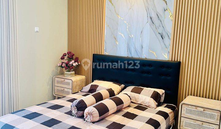 Disewakan Rumah Cantik 2 Lt Dekat Kariyadi 9748 1