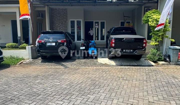 Dijual Rumah Cantik Siap Huni Ungaran - 10990 1