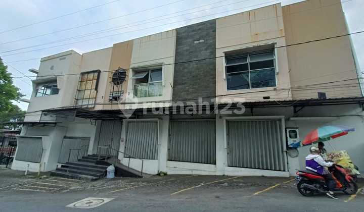 For Rent 2-story strategic shop house near Candi Golf Semarang - 11014 2