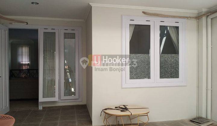 Disewakan rumah cantik 2 lantai candi golf Semarang 6982 3