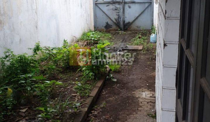 Disewakan rumah tengah kota Semarang 7449 4