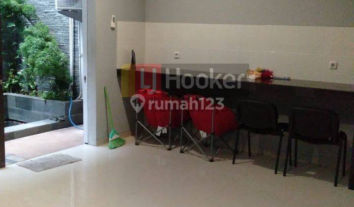 Disewakan rumah cantik 2 lantai siap pakai Tembalang Semarang 7575 1
