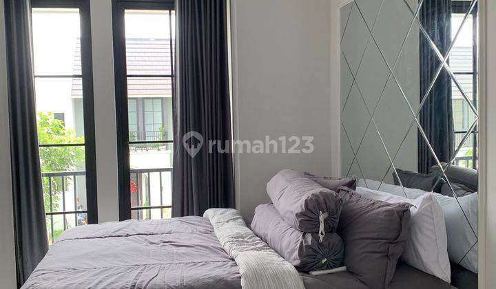 Dijual rumah baru dan cantik 2 lantai Tembalang Semarang -LY 1