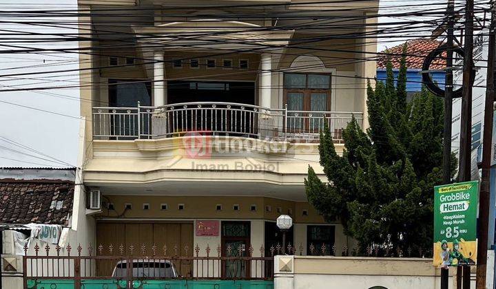 Dijual rumah cantik 2 lantai tengah kota Semarang 7881 1