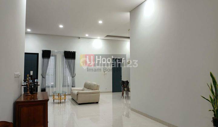 Disewakan rumah cantik 1 lantai bukit sari Semarang 8122 1