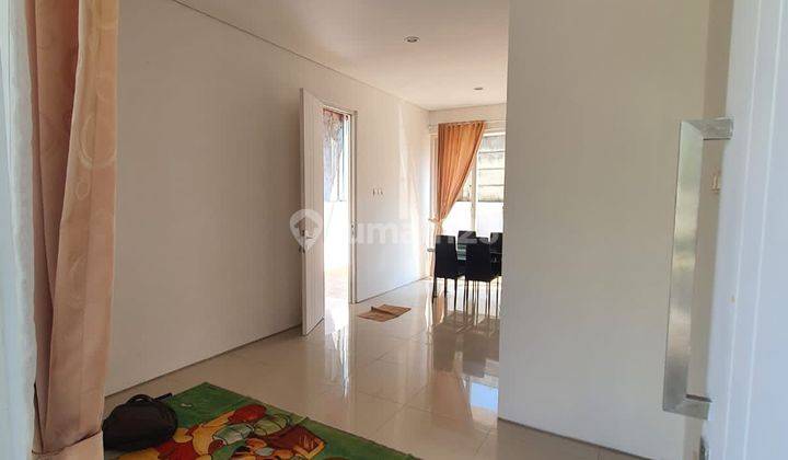 Disewakan rumah cantik 2 lantai BSB Semarang - LY  1
