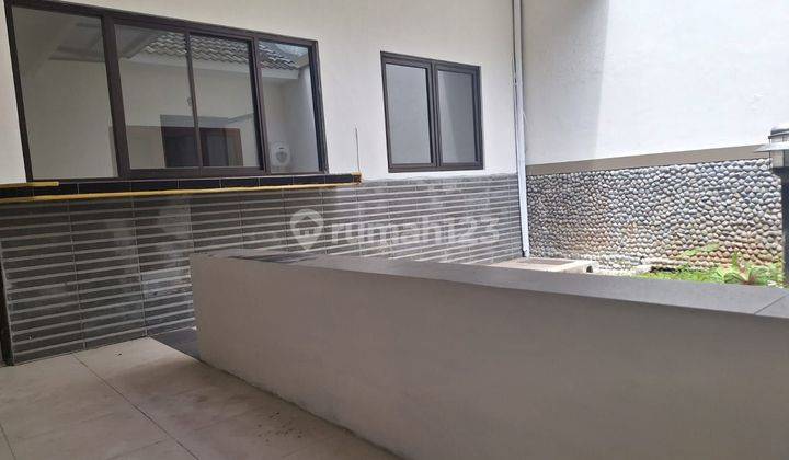 Dijual rumah 2 lantai puri anjasmoro Semarang 8725 1