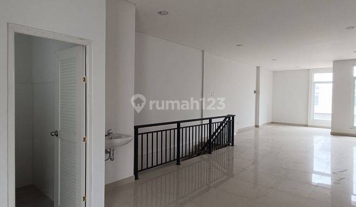 Dijual ruko siap pakai 2 lantai gayam sari semarang 9872 2