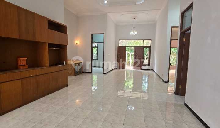 For Rent, Ready-to-Occupy House in Bukitsari, Semarang 11298 1
