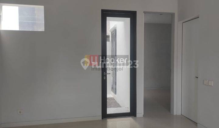 Disewakan rumah cantik 2 lantai siap huni Citragrand semarang  2