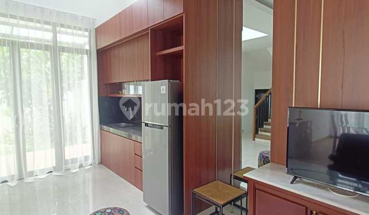 Disewakan Rumah Cantik2 Lantai Furnished Bsb Semarang 11228 2