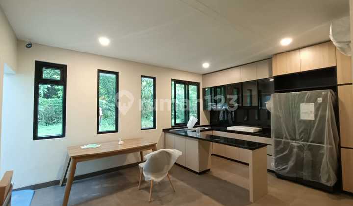 Sewa Rumah Siap Huni dan Nyaman Candi Golf Semarang Selatan – 10273 1