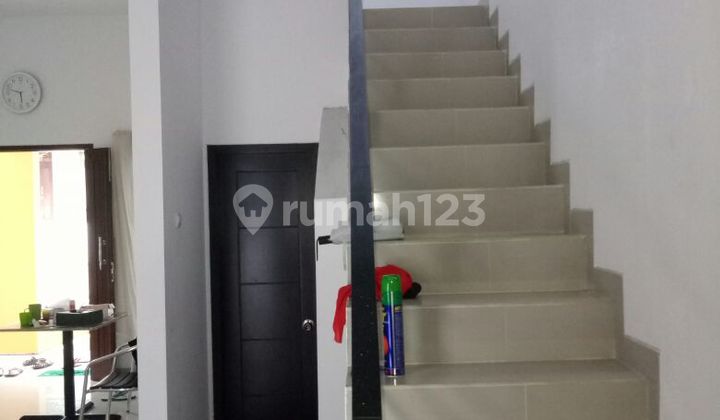 Dijual rumah cantik 2 lantai ada kolam renang di Ngaliyan 11046 2