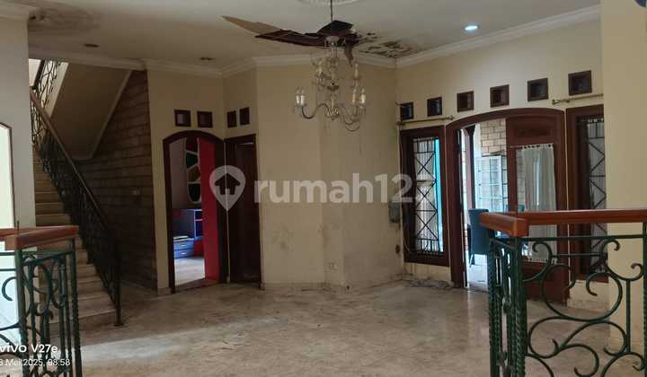 Dijual rumah 2 lantai semarang barat 10118 1