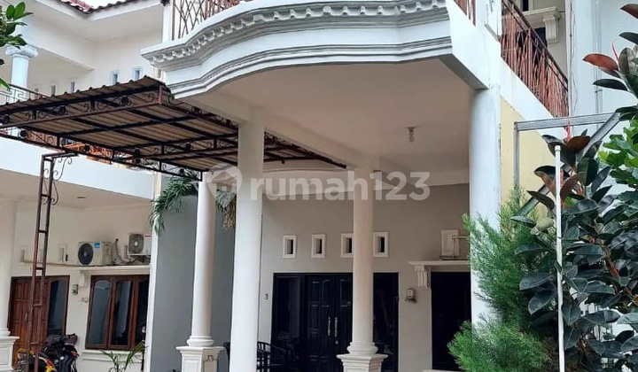 For rent beautiful 2-story furnished house in Banyumanik, Semarang 10733 2