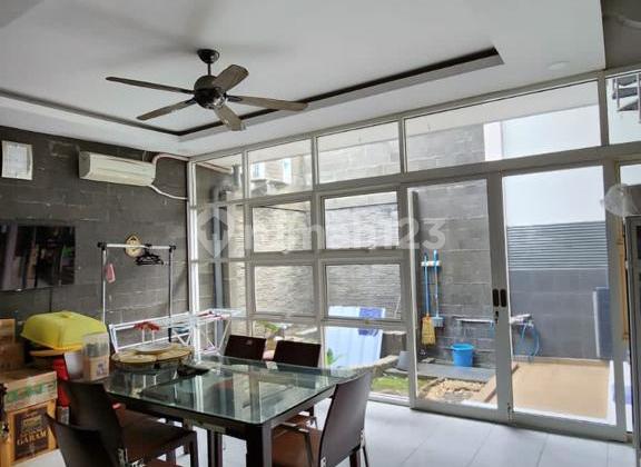 Dijual rumah cantik 2 lantai banyumanik semarang 9976 2