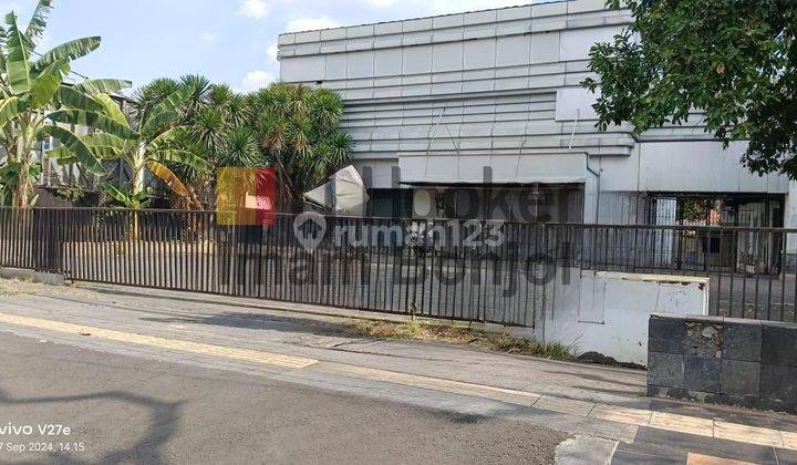 Dijual Gedung Ruang Usaha Siap Pakai Semarang Tengah 9433