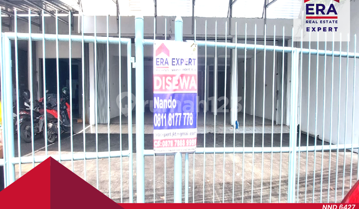 Joint Shop House for Rent, Strategic and Crowded Location in Bogor Regency Area