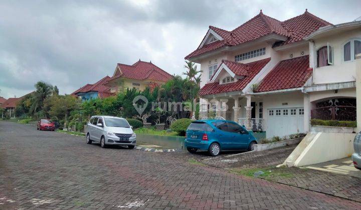 Rumah 2 Lantai Jogja Perum Pesona Merapi SHM Lt 460 m² Lb 320 M2 2