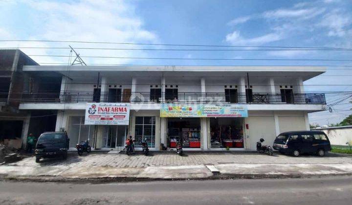 Ruko Kost Jogja Jl.damai Luas Tanah 284 m² SHM Hook Parkir Luas 3