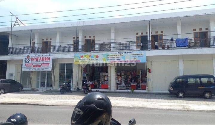 Ruko Kost Jogja Jl.damai Luas Tanah 284 m² SHM Hook Parkir Luas 4