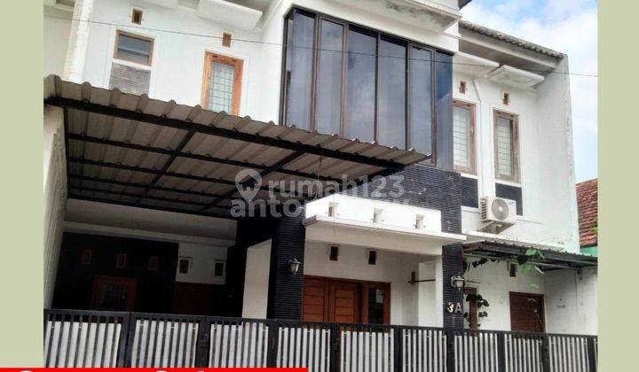 Rumah Jogja 2 Lantai Nitikan Lt 134 M2 SHM Imb 1