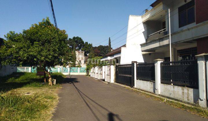 Rumah 2 Lantai Siap Huni Akses Jalan 2 Mobil Lokasi Strategis Dalam Komplek Sayap Bkr  6