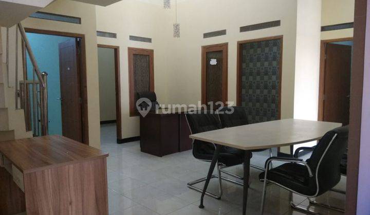 Disewakan Rumah 1.5 Lantai  Minimalis Terawat Siap Huni Lokasi Strategis Sayap Buah Batu
 2
