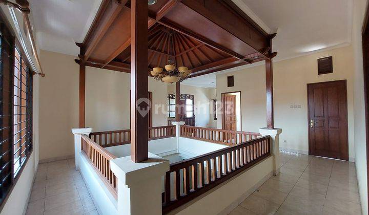 Disewakan rumah cantik design rapih dan bagus di sesetan bali 2