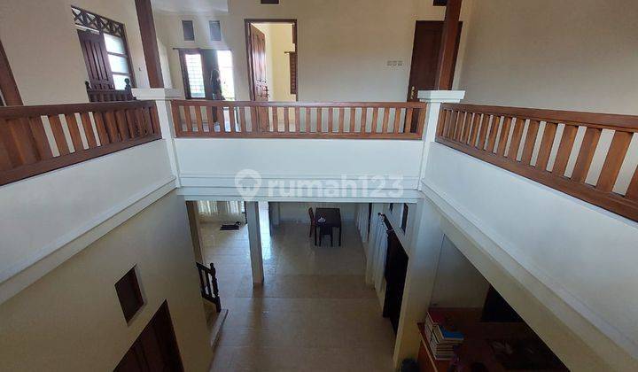 Disewakan rumah cantik design rapih dan bagus di sesetan bali 12