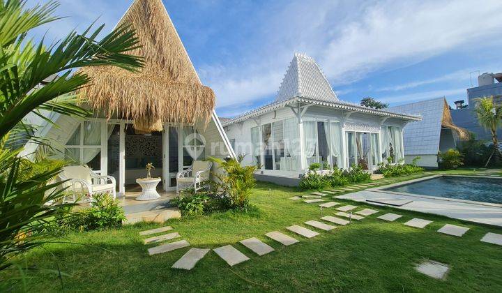 For rent joglo and Bungalow villa in tumbak bayuh canggu 1