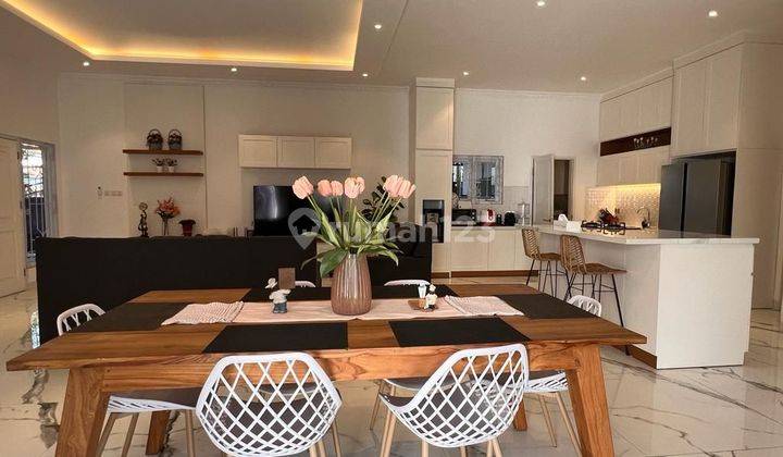 DIJUAL RUMAH MEWAH DI RENON BALI 1
