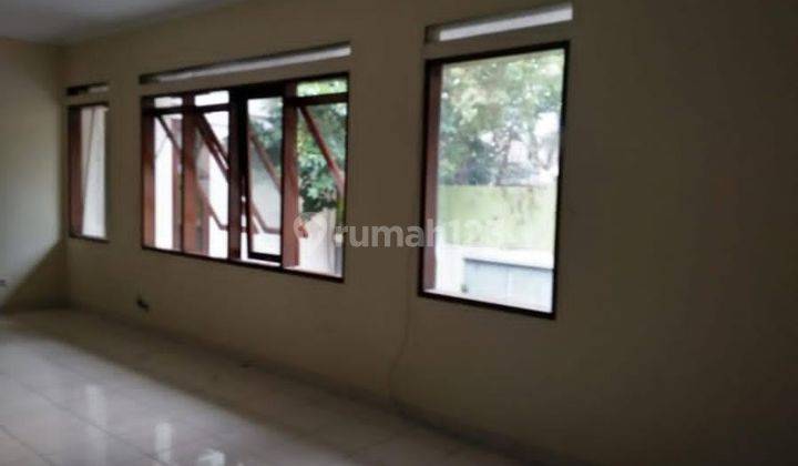 2 Lantai Bagus Unfurnished SHM 2