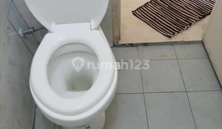 Rumah Jalan Satu Mobil Dua Arah di Cigadung Kota Bandung 3 Km ke Kampus 2