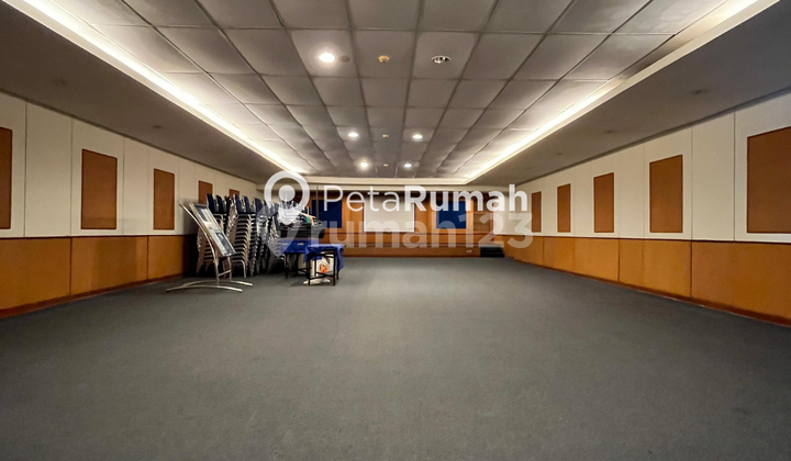 FOR SALE/RENT BUILDING + BASEMENT ON ASRAMA STREET - HELVETIA AREA