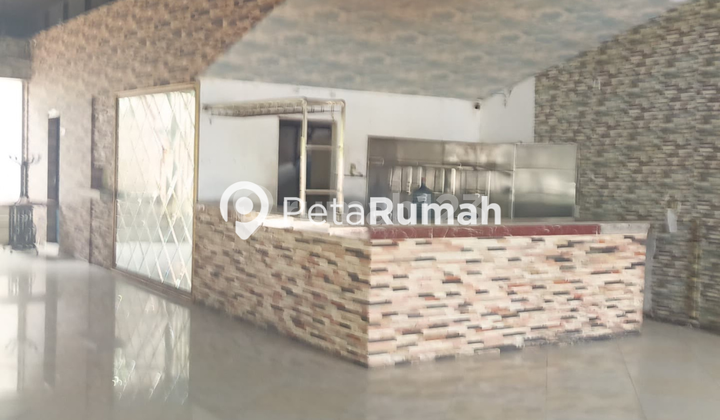 FOR SALE/RENT COMMERCIAL SPACE ON SEI BATANG HARI ROAD FOR SALE/RENT COMMERCIAL SPACE ON SEI BATANG HARI ROAD