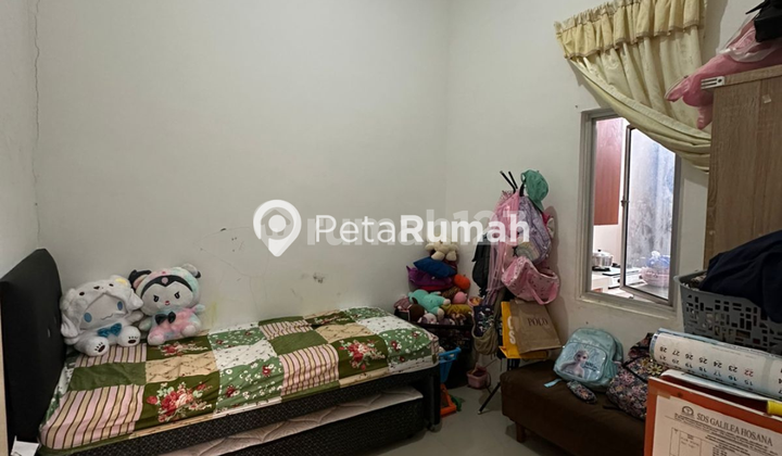 For Sale: Wijaya Kesuma Flower Street House, Paradise Residence Complex 2