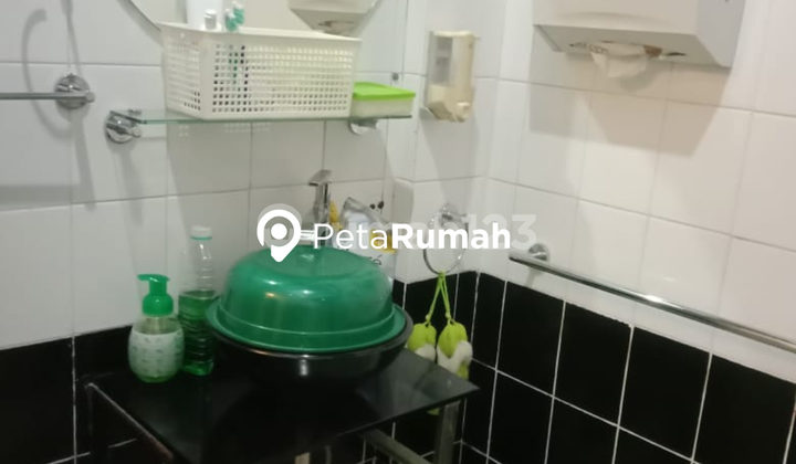 Dijual Rumah Mewah Komplek Taman Malibu Indah - Daerah Polonia 2