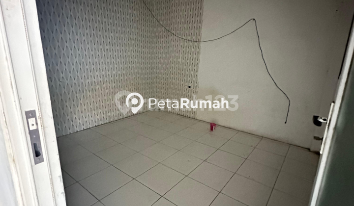 FOR SALE SHOPHOUSE ON TB SIMATUPANG STREET - PINANG BARIS FOR SALE SHOPHOUSE ON TB SIMATUPANG STREET - PINANG BARIS