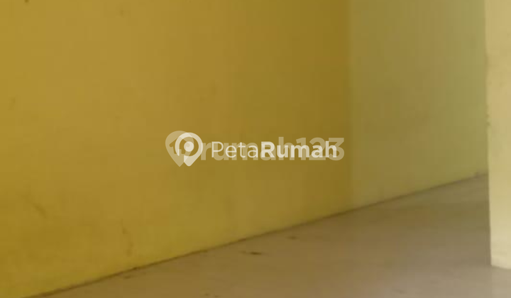 Dijual Rumah di Jalan Karya Wisata Indah 2