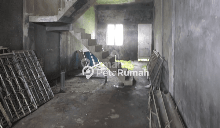 DIJUAL RUMAH JALAN SUNGGAL KOMPLEK LACOSTE 2