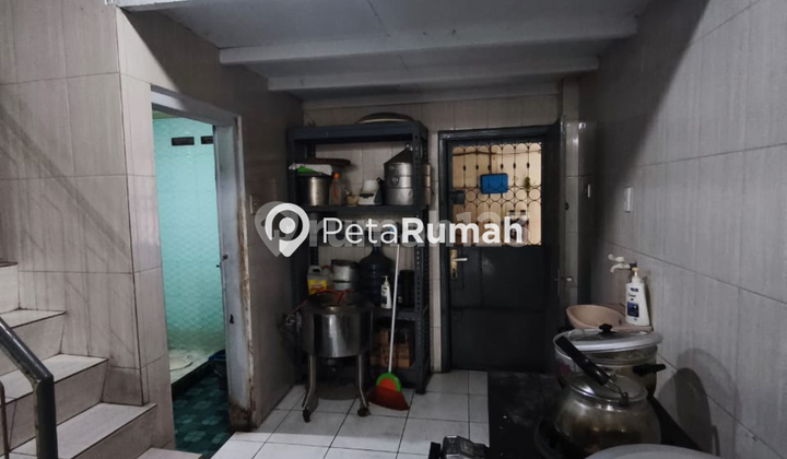 FOR SALE SHOP HOUSE ON SINGA STREET 2
