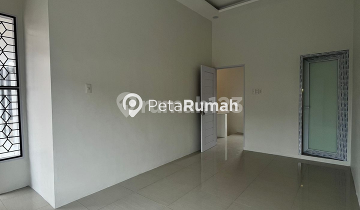 DIJUAL VILLA JALAN PASAR III TAPIAN NAULI KOMPLEK PERMATA SETIA BUDI 1 - SETIA BUDI