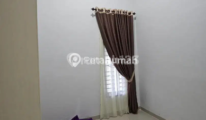 For Rent: Orchid Avenue House, District Housing Complex