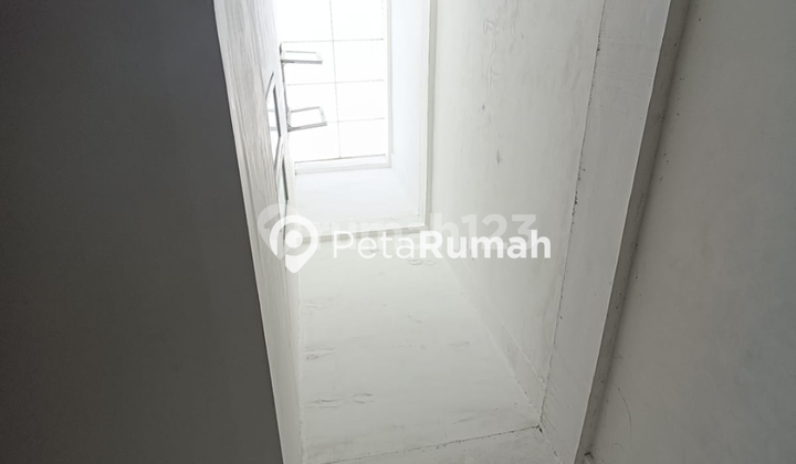 DIJUAL VILLA JALAN ULUWATU KOMPLEK CEMARA KUTA 