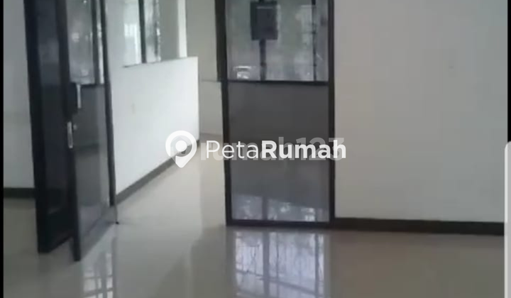 FOR RENT: ATTACHED SHOPHOUSE ON T AMIR HAMZAH STREET 2