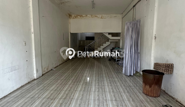 FOR SALE SHOPHOUSE ON TB SIMATUPANG STREET - PINANG BARIS FOR SALE SHOPHOUSE ON TB SIMATUPANG STREET - PINANG BARIS