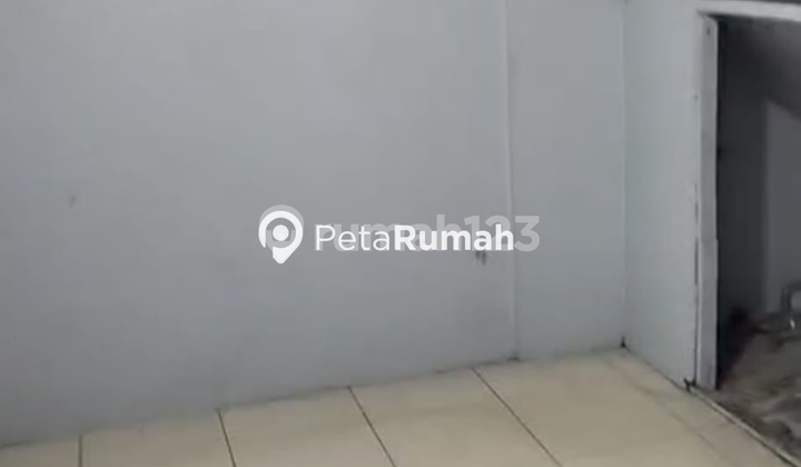 For Sale/For Rent Shop House on Gagak Hitam Street 2
